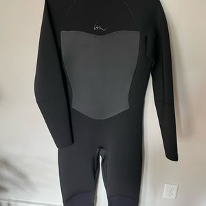 4/3 wetsuit